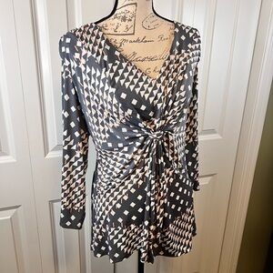 Daisy Fuentes Geometric Blouse - Black, Gray, Pink